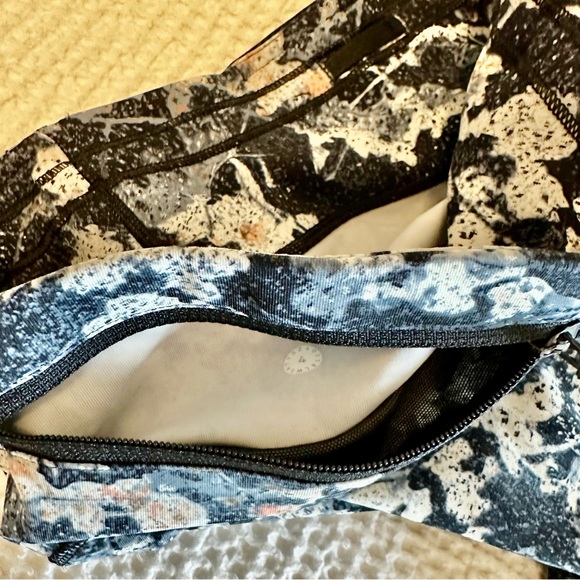 Lululemon Speed tight - Picture 4 of 5